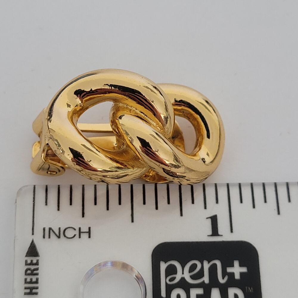 SINGLE Vintage Christian Dior Infinity Chunky Gold Tone Clip On Earring Small - Picture 6 of 6